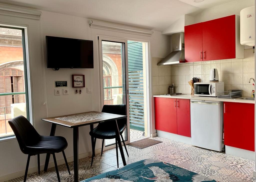 Apartamento Burgo "Tanoeiros" ฟุงชาล ภายนอก รูปภาพ